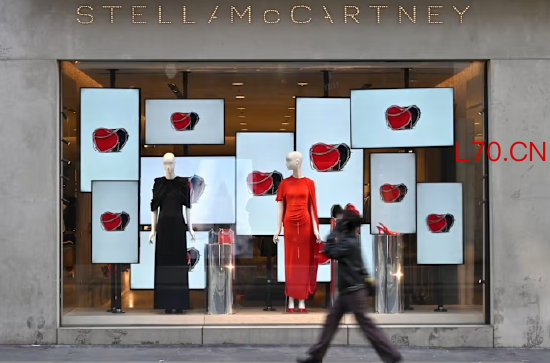 LVMH正谋划出售多个品牌资产 包括Marc Jacobs及Fenty Beauty股权